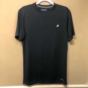SB TECH Shirt Adult SM Black Short Sleeve Athletic Top Activewear Cool Play NWT